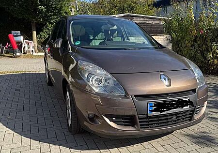 Renault Scenic Luxe