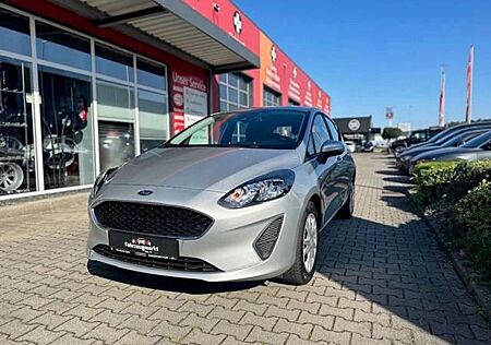 Ford Fiesta Cool & Connect Metallic mit Allwetterreif