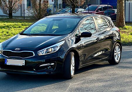 Kia Cee'd Ceed / Ceed 1.4 Edition 7 EMOTION