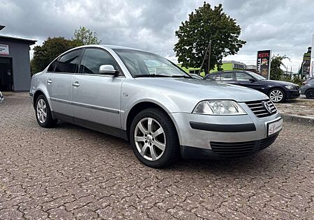 VW Passat Volkswagen Family*87.217KM*NAVI*PDC*SITZHEIZUNG*CLIMATRONIC*