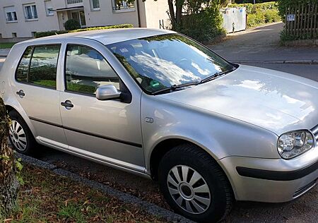 VW Golf Volkswagen IV Basis, 1.4, TÜV/AU 08/2027