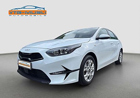 Kia Cee'd Ceed / * 1. Hand * MildHybrid * Automatik