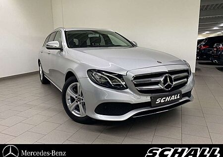 Mercedes-Benz E 200 T 4M AVANTGARDE+LED+NAVI+KAMERA+AMBIENTE