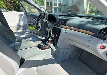 Mercedes-Benz S 320