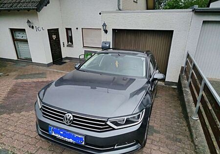 VW Passat Volkswagen 1.6 TDI (BlueMotion Technology) Comfortline