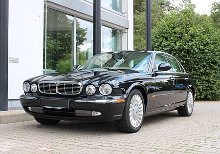 Jaguar XJ V8 Super/ 2. HAND/ DE/ SCHIEBEDACH/ SITZHZG.