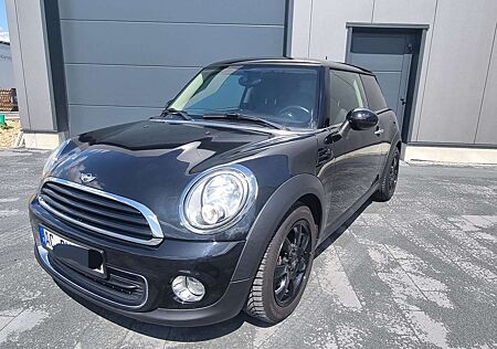 Mini ONE Techn. TOP!!! / TÜV bis 04-2026