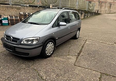 Opel Zafira 2.0 DTI Executive