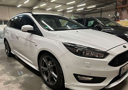 Ford Focus ST-Line