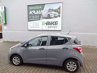 Hyundai i10 Classic Blue Drive