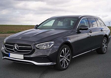 Mercedes-Benz E 300 de T 4M Avantg. 2RS 360° AHK BURM HUD SHD