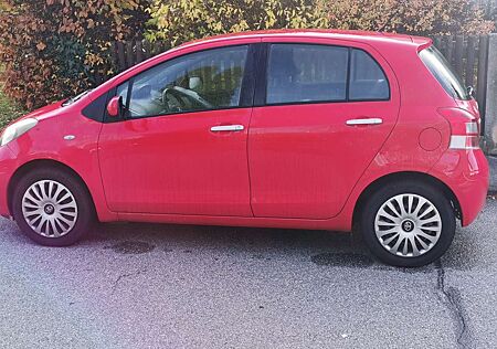 Toyota Yaris Cool Edition