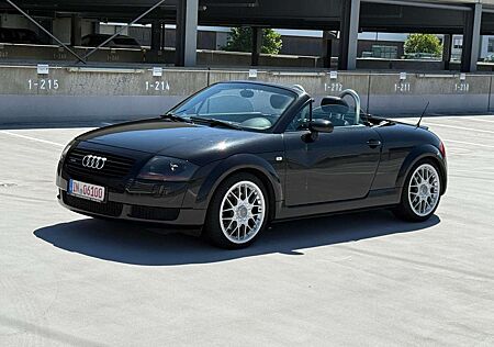 Audi TT Roadster 1.8 T BAM quattro BOSE SHZ Tempomat