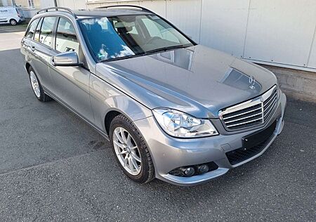 Mercedes-Benz C 180 T-Modell Navi Einparkhilfe