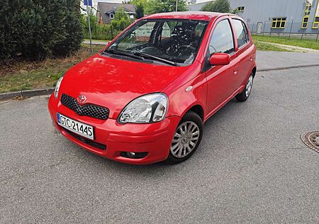 Toyota Yaris 1.0 facelift 5 türig