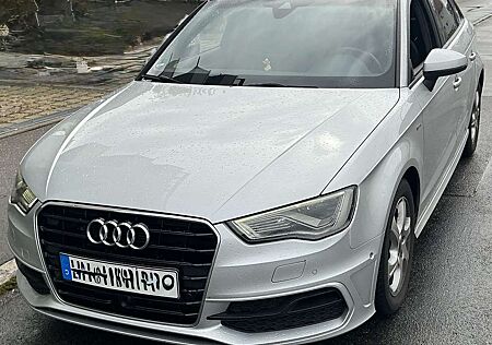 Audi A3 2.0 TDI Sportback S tronic line Sportpaket