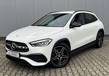 Mercedes-Benz GLA 250 AMG/LED/AHK/WIDESCREEN/R-KAM/SHZ/NAVI