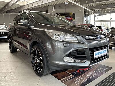 Ford Kuga 1.5 EcoBoost Titanium LEDER Sitzhzg ZAHNR.NEU