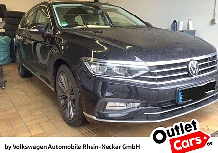 VW Passat Variant Volkswagen 2.0 TDI DSG Elegance AHK Matrix-L