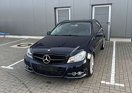 Mercedes-Benz C 180 CDI DPF (BlueEFFICIENCY) Avantgarde