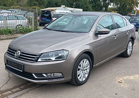 VW Passat Volkswagen Comfortline Automa./Sitzheizung/Klima/Parksensoren