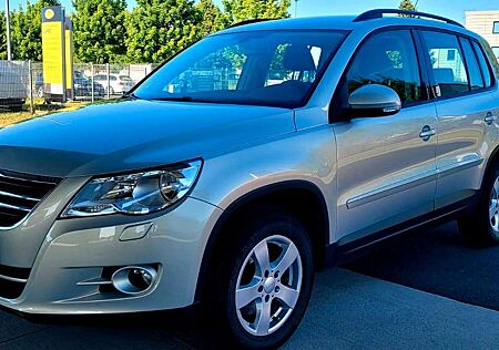 VW Tiguan Volkswagen Trend & Fun/Tüv.03-27/1Hd/AHK/Garantie