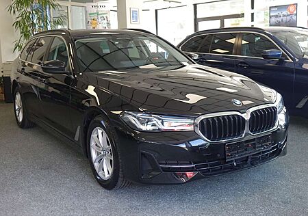 BMW 530 d xDrive+STHZ+AHK+Memory+Laser+HUD+Driv Assis+