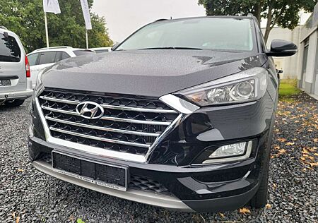 Hyundai Tucson Premium / Panoramadach / So-Wi Kplt.Räder