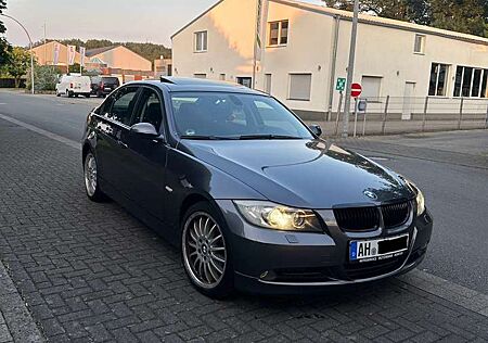 BMW 320i 320