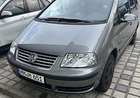 VW Sharan Volkswagen 1.9 TDI Comfortline Family