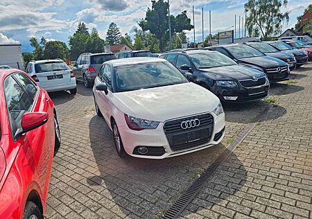Audi A1 attraction+SHZ+Klima+PDC+Scheckheft