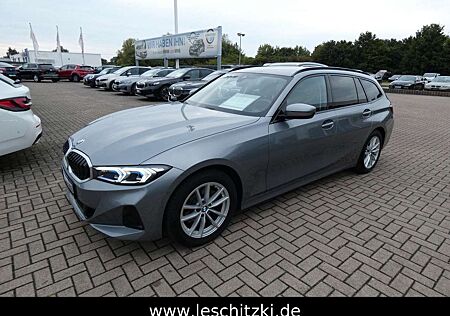 BMW 318 i Touring Automatik/Innovationspaket 2