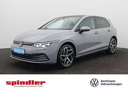 VW Golf Volkswagen Life 1.5eTSI DSG/ Pano, RFK, PDC, SZH, Navi