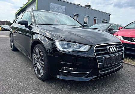 Audi A3 attraction-KLIMAAUTOMATIK-NAVIGATION