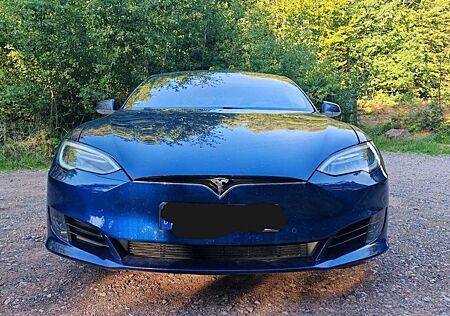 Tesla Model S 60, Premium Seats, DU, Bremsen neu
