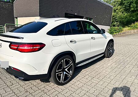 Mercedes-Benz GLE 43 AMG 4Matic Coupe Night Paket mit Panorama