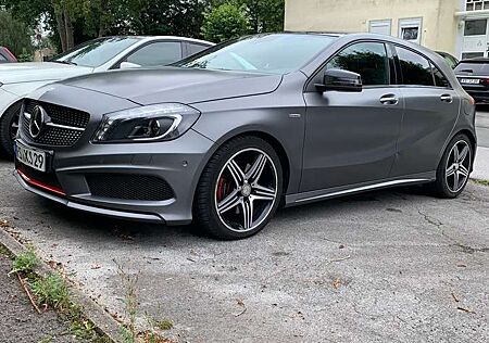 Mercedes-Benz A 250 Sport (176.044)