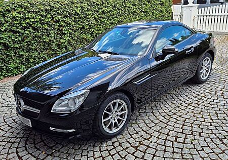 Mercedes-Benz SLK 200 (BlueEFFICIENCY)