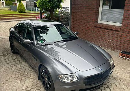 Maserati Quattroporte Sport GT Automatic ZF Service und Motorlager Neu!!