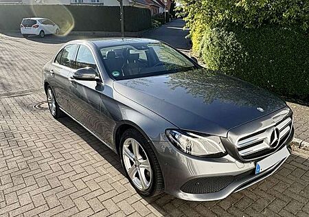 Mercedes-Benz E 200 Avantgarde Autom.