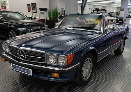 Mercedes-Benz 560 SL