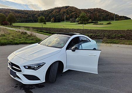 Mercedes-Benz CLA 220 4Matic 7G-DCT AMG Line