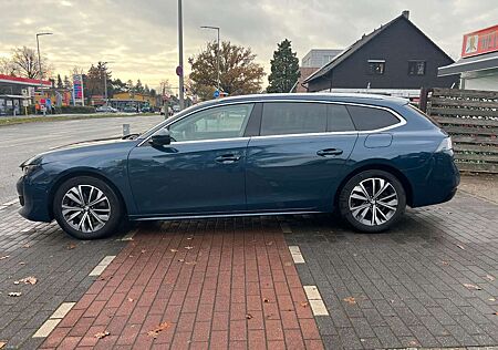 Peugeot 508 SW Hybrid 225 Allure,Automatik,Navi,Teilled