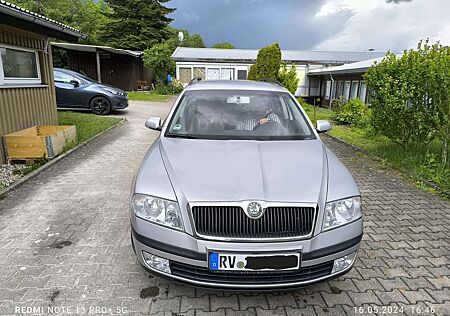 Skoda Octavia 2.0 FSI Elegance 4x4