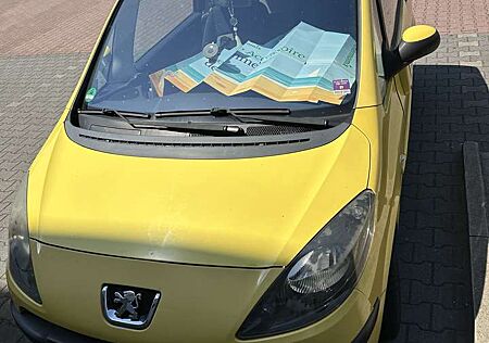 Peugeot 1007