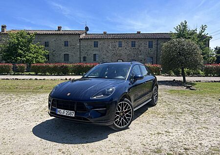 Porsche Macan PDK