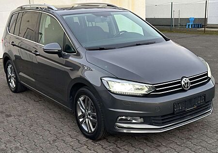 VW Touran Volkswagen Highline 2.0 TDI ACC|R.KAM|PANO|STDHZ