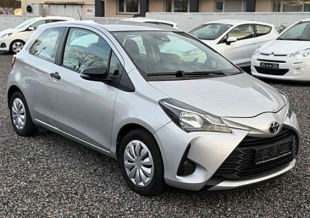 Toyota Yaris /CarPlay/TÜV NEU 11/27