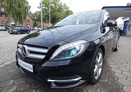 Mercedes-Benz B 200 7G-DCT Sport AHK Navi Bi-Xenon Teilleder