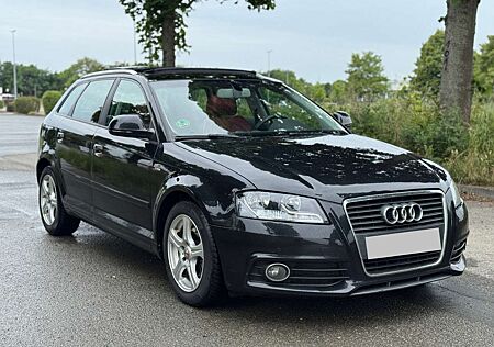 Audi A3 1.4 TFSI Sportback S tronic line Sportpaket (plus)